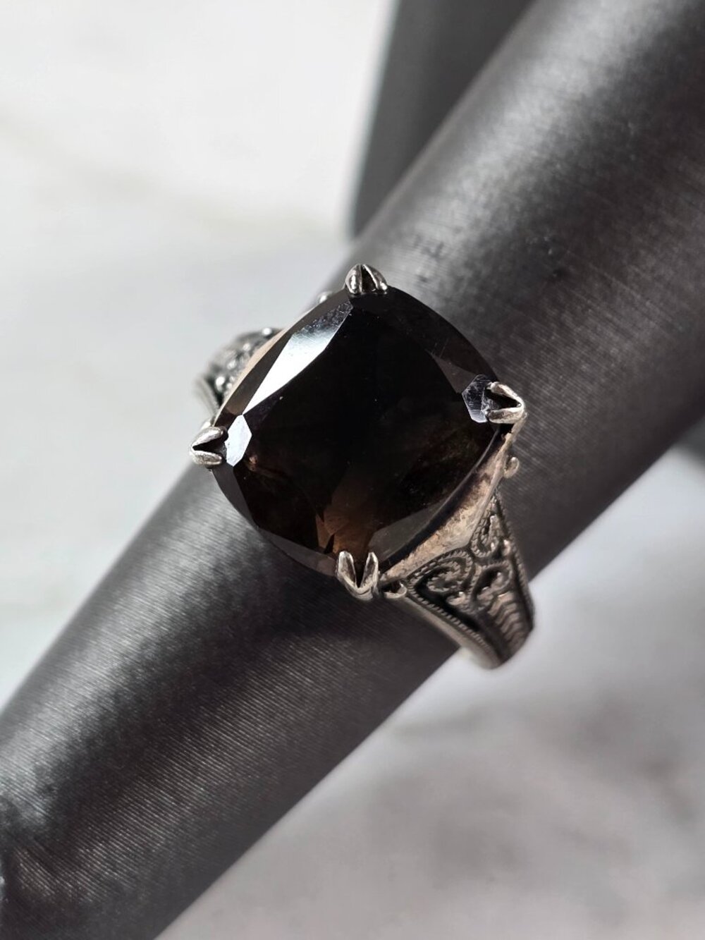 Womens Vintage Estate Sterling Silver Smoky Quartz Ring 5.8g E7994